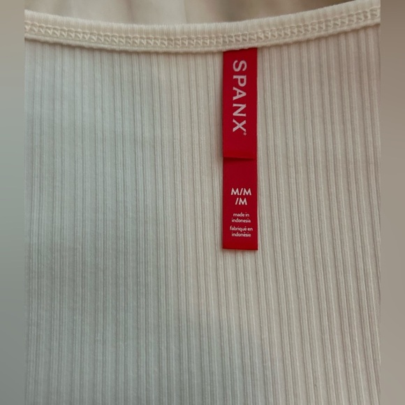 NWT SPANX *GREAT PRICE* Powder Scoop Neck Ribbed Top, Size MEDIUM - Picture 8 of 16